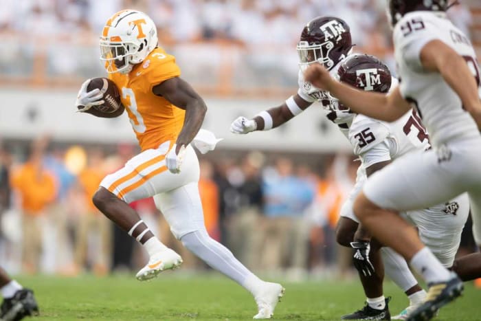 Tennessee defensive back Dee Williams (3) runs the ball during a football game between Tennessee and Texas A&M at Neyland Stadium in Knoxville, Tenn., on Saturday, Oct. 14, 2023.